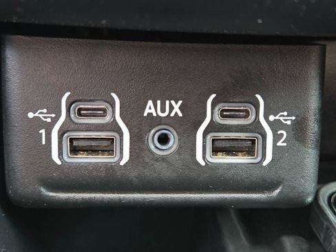 Used 2024 Dodge Durango GT image 30