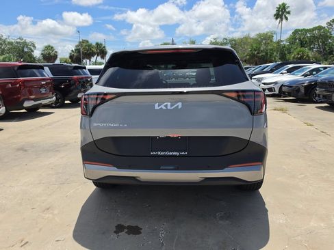 New 2027 Kia Sportage EX FWD image 7