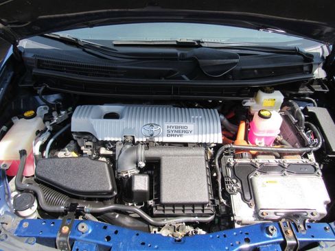 Used 2010 Toyota Prius Five FWD image 36