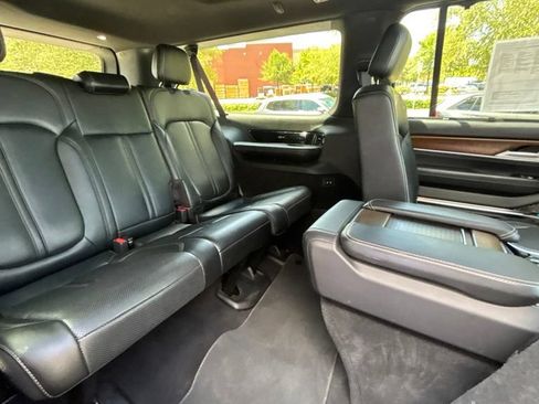 Used 2024 Jeep Grand Wagoneer L 4WD image 24