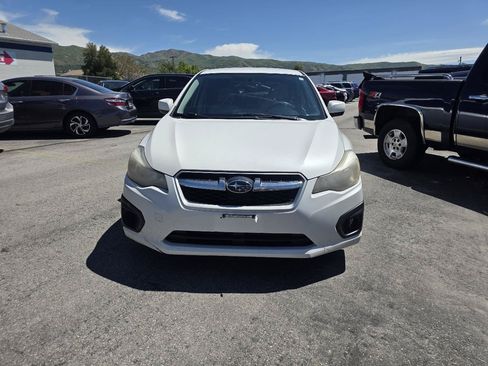Used 2012 Subaru Impreza 2.0i Premium w/ All-Weather Pkg AWD/4WD image 11