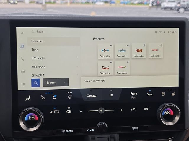 Certified 2024 Lexus GX 550 w/ Cold Area Package AWD/4WD image 23