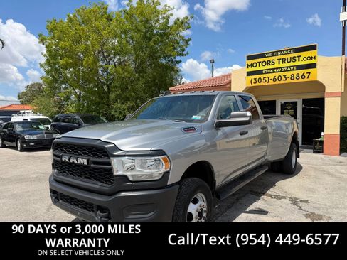 Used 2021 RAM 3500 4x4 Crew Cab Tradesman DRW image 1