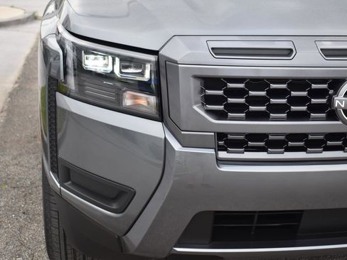 New 2026 Nissan Frontier SV w/ SV Convenience Package image 18