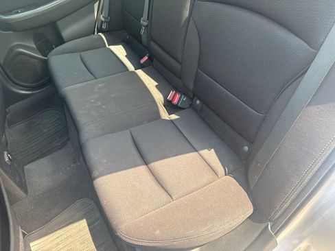 Used 2015 Subaru Legacy 2.5i Premium AWD/4WD image 36