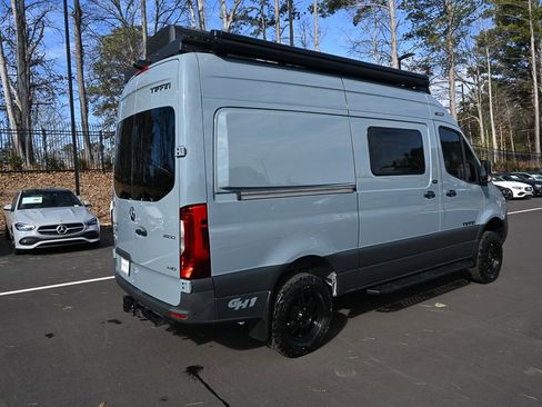 Used 2023 Mercedes-Benz Sprinter 2500 image 29