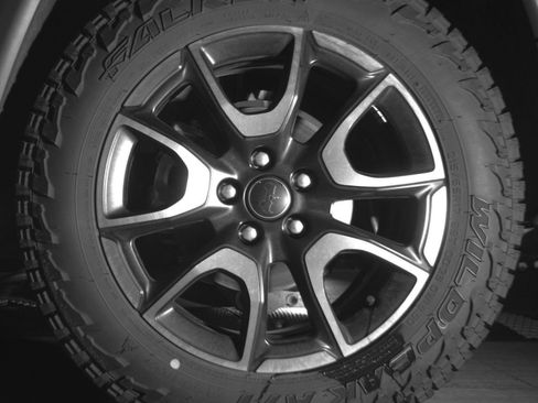 Used 2025 Jeep Compass Trailhawk AWD/4WD image 27