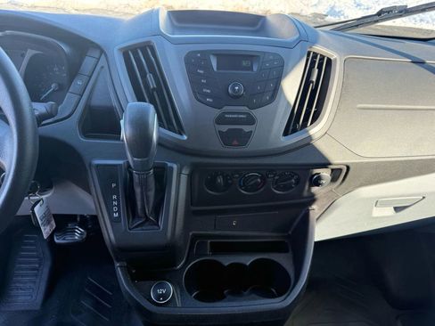 Used 2017 Ford Transit 250 Medium Roof w/Sliding Side Doo image 19