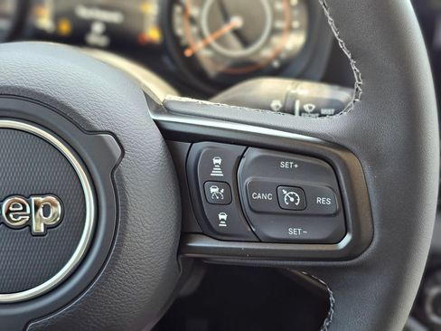 New 2026 Jeep Gladiator Mojave AWD/4WD image 17