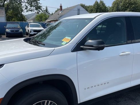 Used 2024 Chevrolet Traverse LS w/ LPO, Floor Liner Package AWD/4WD image 11