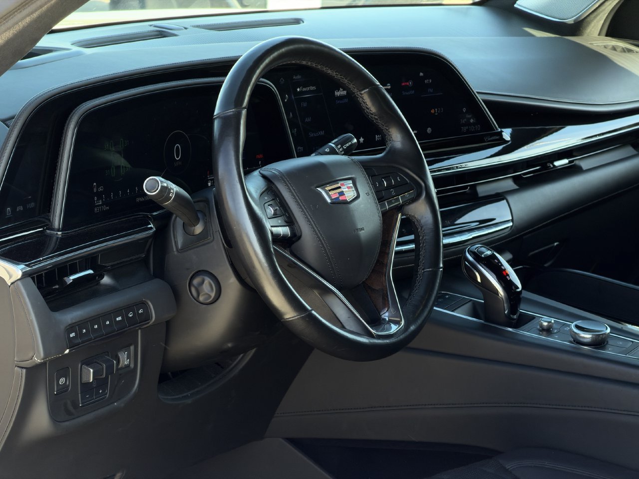 Used 2021 Cadillac Escalade Sport Platinum AWD/4WD image 11