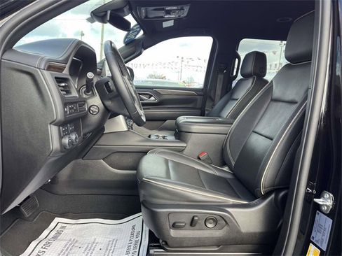 Certified 2024 Chevrolet Suburban Premier image 9