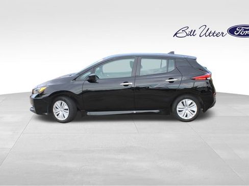 Used 2025 Nissan Leaf S FWD image 8