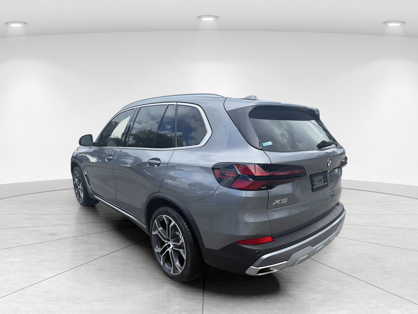 Used 2026 BMW X5 sDrive40i RWD image 6