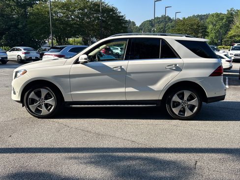 Used 2019 Mercedes-Benz GLE 400 4MATIC image 13