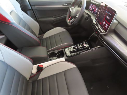 New 2026 Volkswagen GTI SE FWD image 25