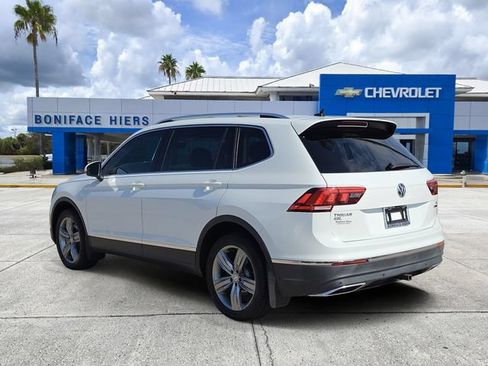 Used 2018 Volkswagen Tiguan SEL Premium AWD/4WD image 3