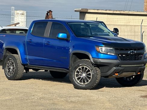 Used 2019 Chevrolet Colorado ZR2 image 2