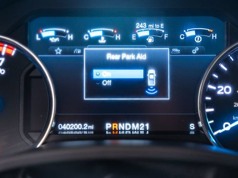 Used 2018 Ford F250 Lariat w/ Lariat Value Package AWD/4WD image 51