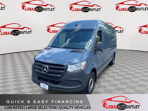 Used 2021 Mercedes-Benz Sprinter 2500 image 1