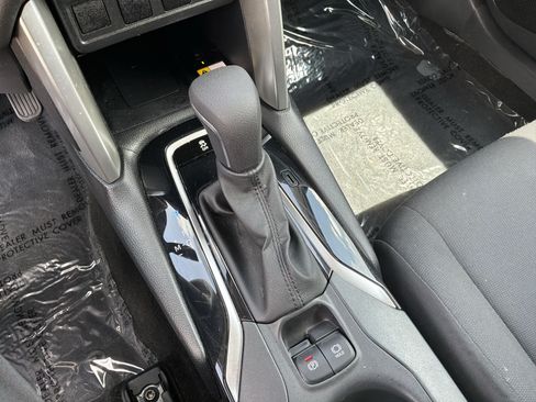 Used 2023 Toyota Corolla Cross LE w/ Moonroof Package FWD image 26