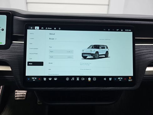 Used 2024 Rivian R1S Adventure image 29