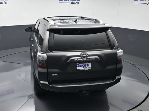 Used 2016 Toyota 4Runner SR5 AWD/4WD image 51