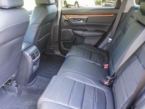 Used 2019 Honda CR-V Touring image 18
