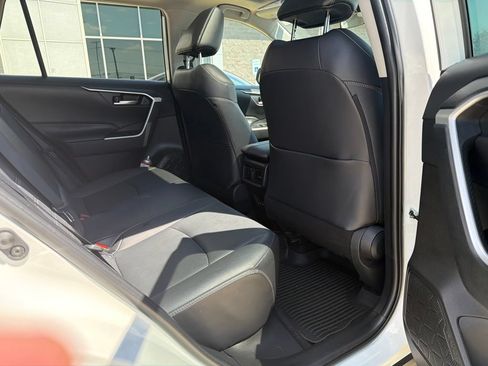Used 2022 Toyota RAV4 XLE Premium AWD/4WD image 13