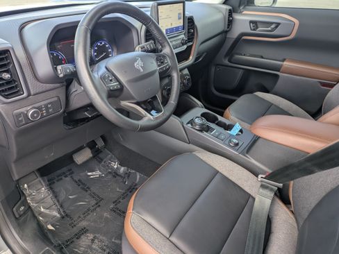 Used 2022 Ford Bronco Sport Outer Banks w/ Tech Package AWD/4WD image 23