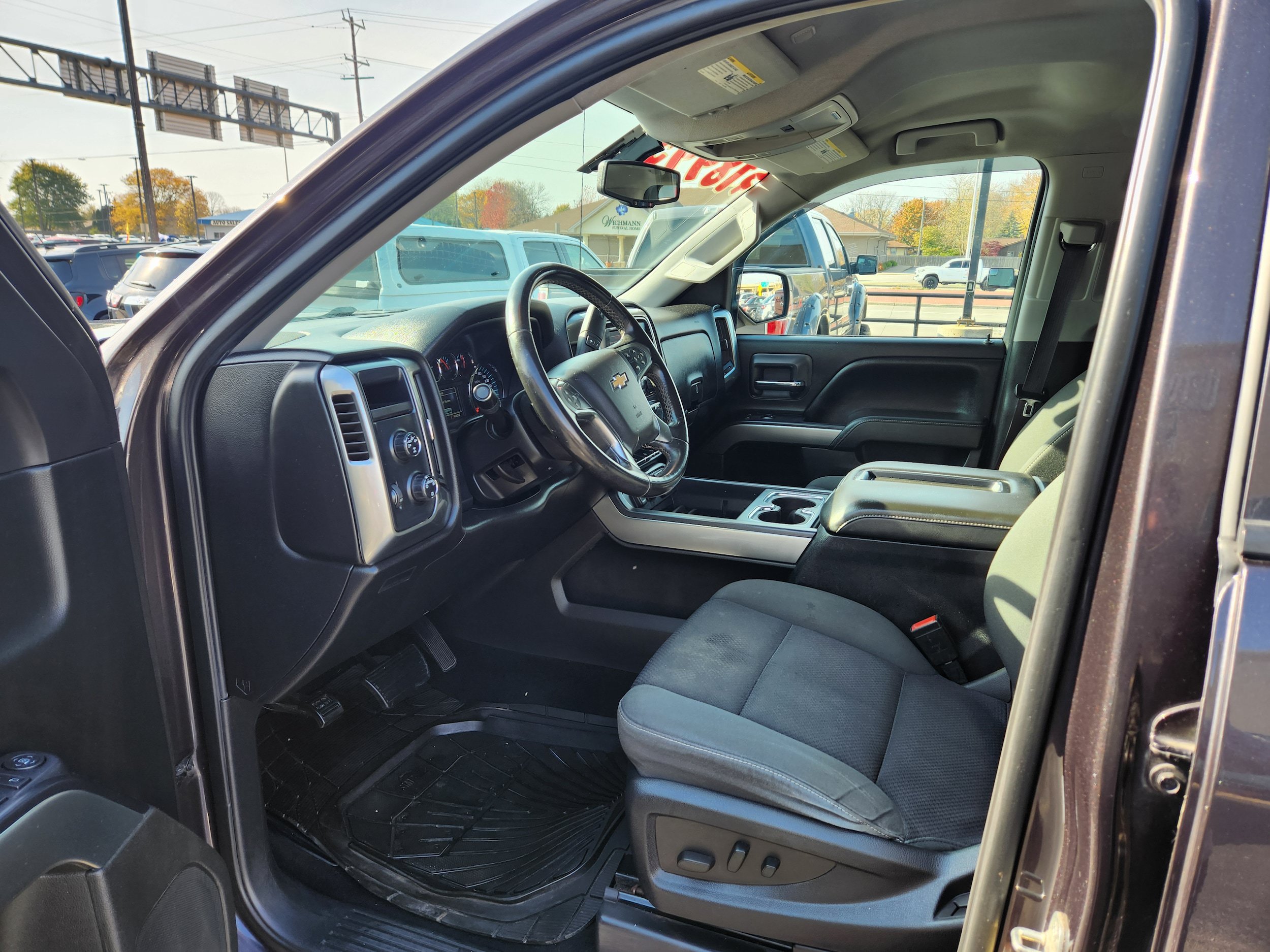 Used 2015 Chevrolet Silverado 1500 LT w/ LT Fleet Plus Package AWD/4WD image 8