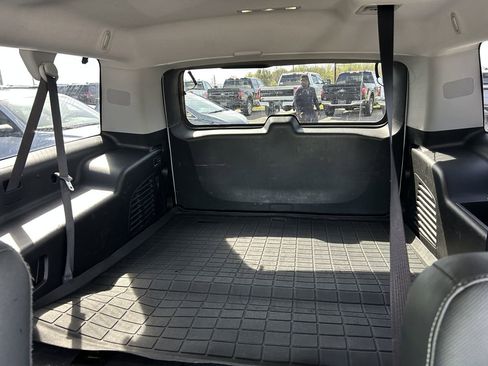 Used 2019 GMC Yukon XL SLT w/ Premium Edition image 14