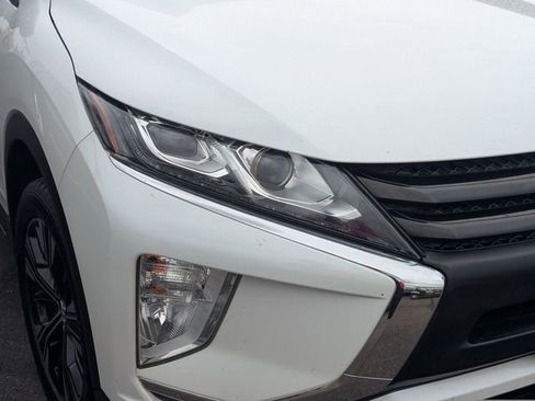 Used 2018 Mitsubishi Eclipse Cross LE image 7