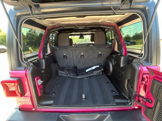 Used 2021 Jeep Wrangler Unlimited Sport AWD/4WD image 14