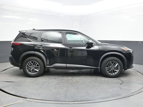 Used 2023 Nissan Rogue S AWD/4WD image 8
