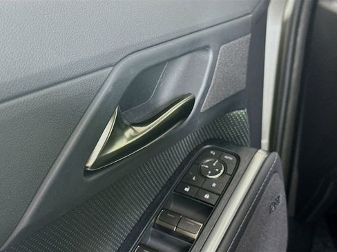 Used 2025 Lexus GX 550 image 19