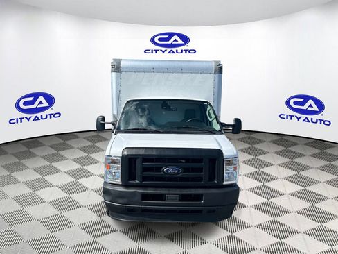 Used 2022 Ford E-350 and Econoline 350 Super Duty RWD image 11