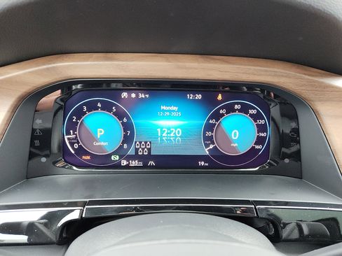 New 2026 Volkswagen Atlas SE image 17