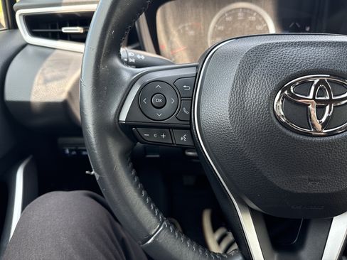 Used 2022 Toyota Corolla SE FWD image 19