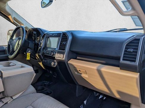 Used 2017 Ford F150 XLT w/ Equipment Group 302A Luxury image 20