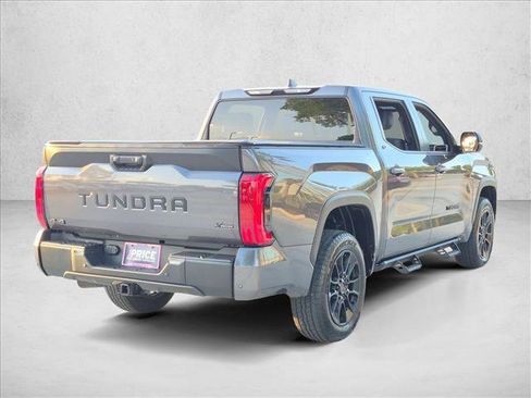 Used 2025 Toyota Tundra SR5 w/ SR5 Premium Package AWD/4WD image 5