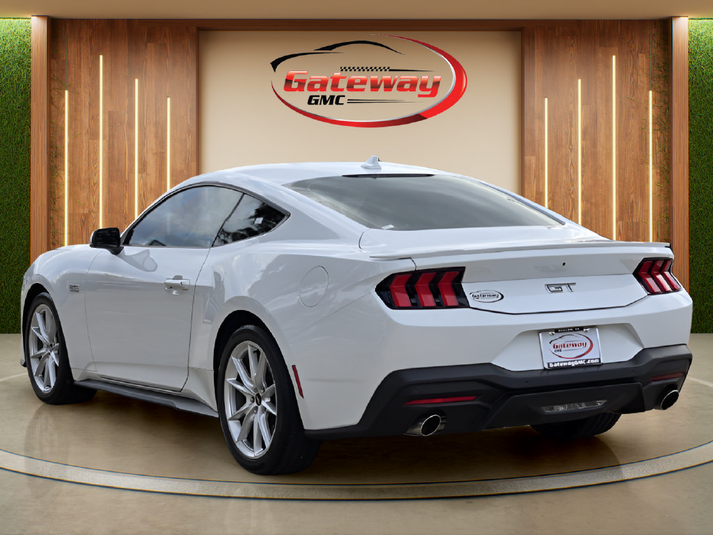 Used 2024 Ford Mustang GT Premium RWD image 7