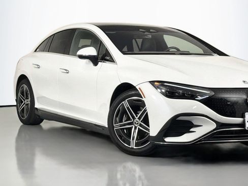 Certified 2023 Mercedes-Benz EQE 500 4MATIC Sedan image 13