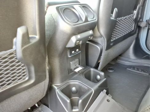 New 2026 Jeep Gladiator Rubicon AWD/4WD image 11