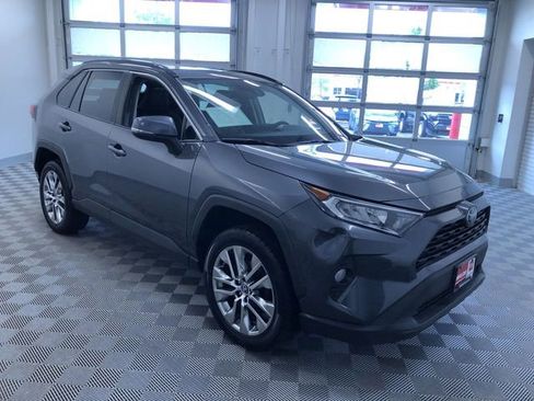 Used 2021 Toyota RAV4 XLE Premium AWD/4WD image 37