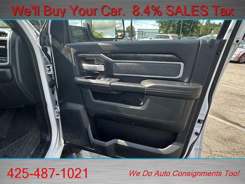 Used 2020 RAM 2500 Big Horn w/ Night Edition AWD/4WD image 8