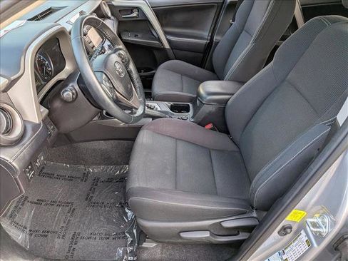 Used 2018 Toyota RAV4 XLE image 17
