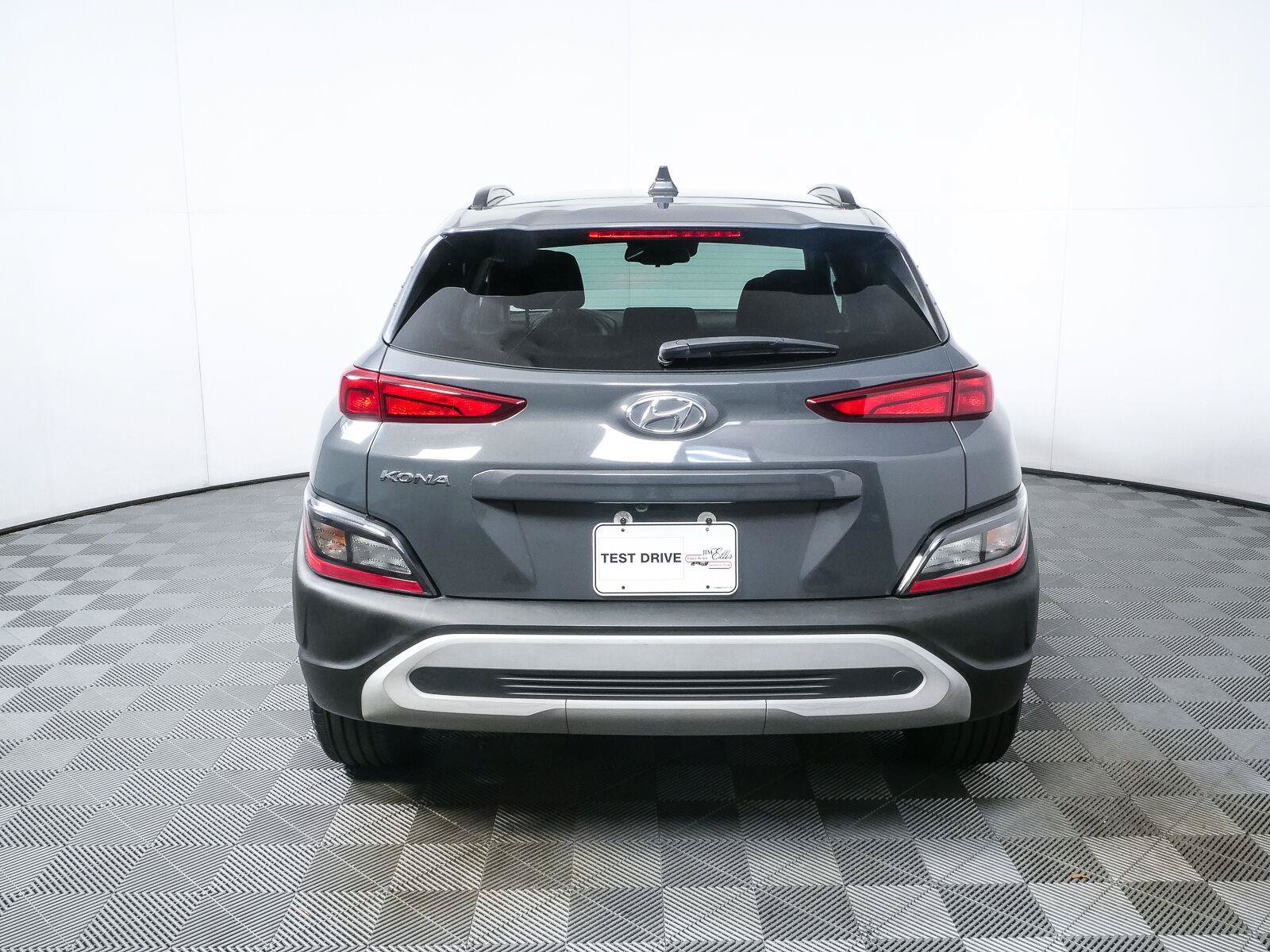 Used 2023 Hyundai Kona SEL w/ Convenience Package FWD image 27