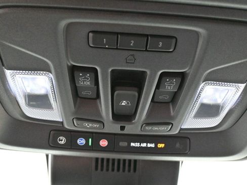 Used 2024 GMC Sierra 2500 AT4X AWD/4WD image 29