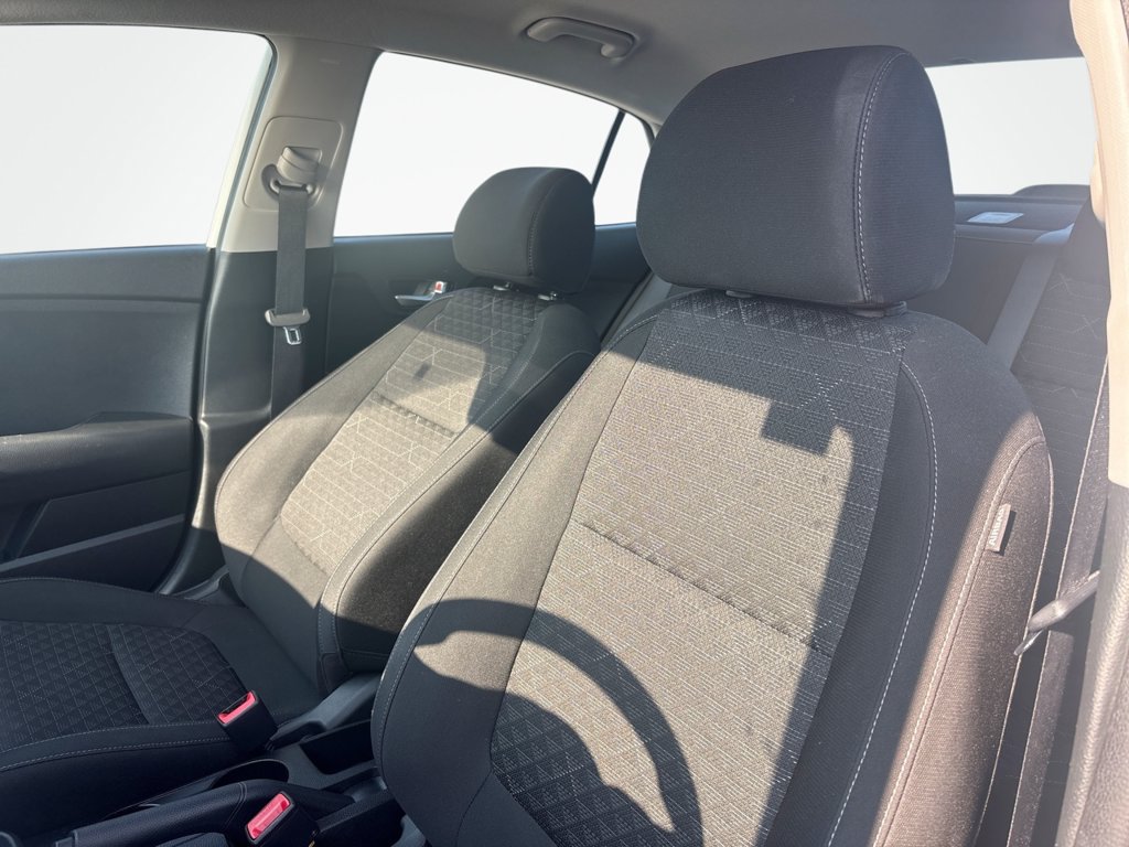 Used 2023 Kia Rio LX FWD image 28